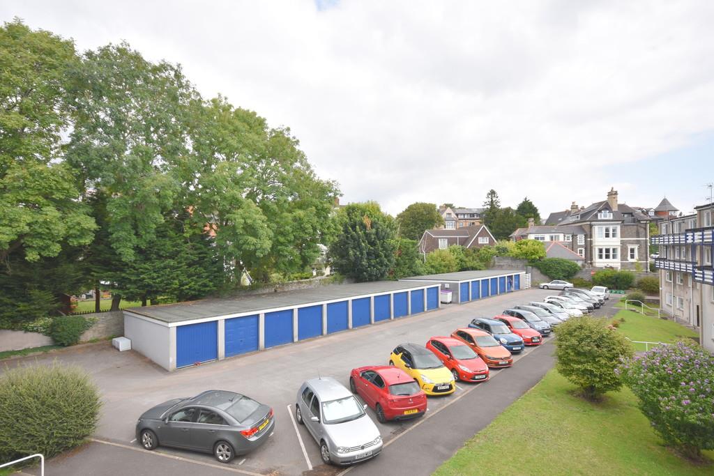 8 St Donats, Kymin Road, Penarth, Vale of Glamorgan, CF64 1AS